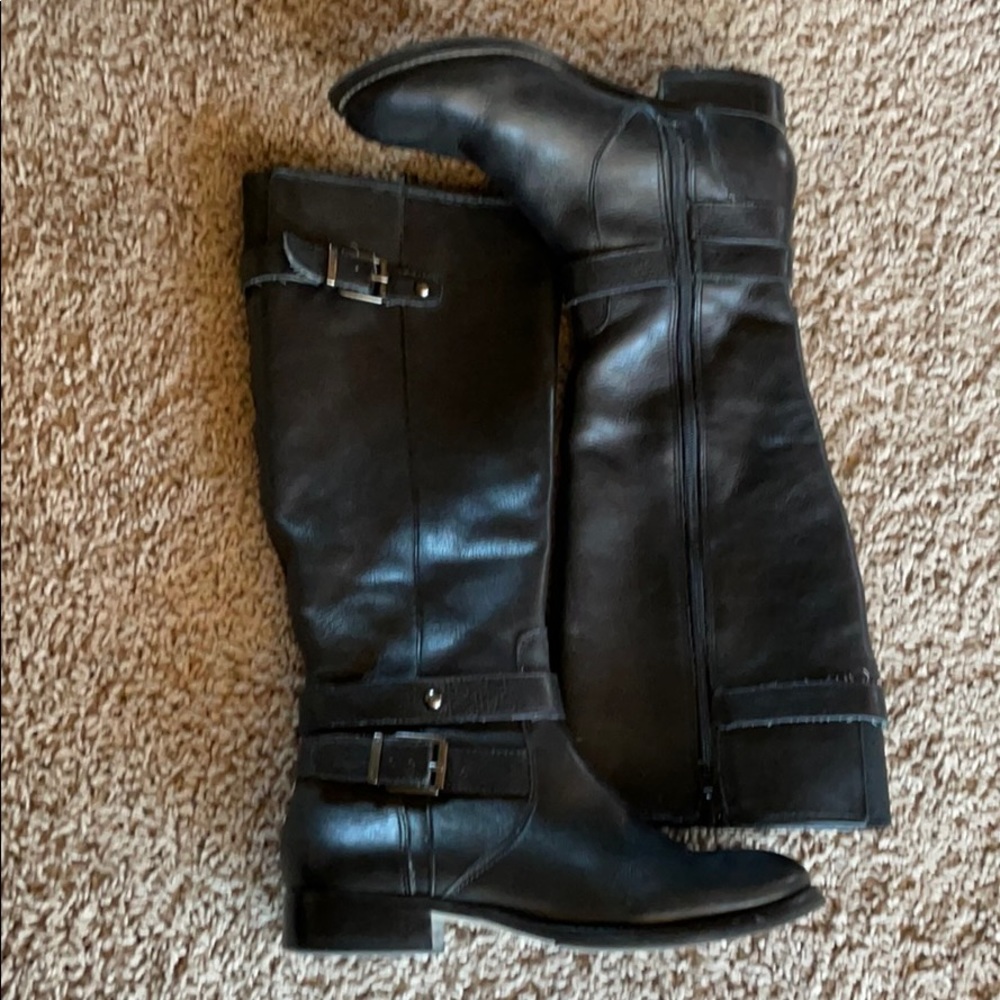 Black boots